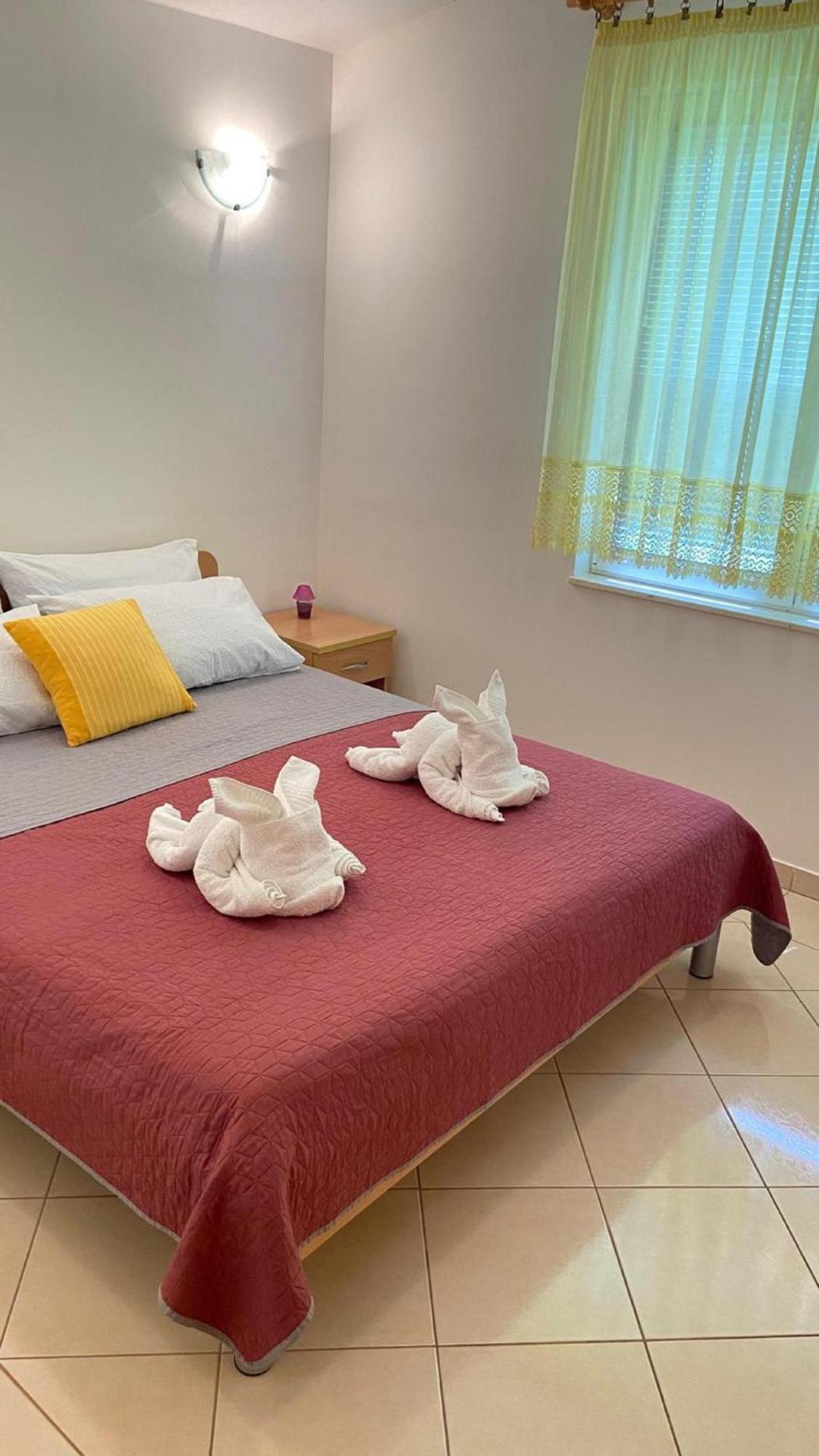 Apartments Tiho & Jelena Blace Luaran gambar