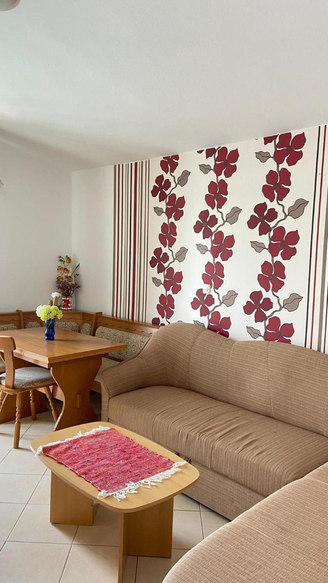 Apartments Tiho & Jelena Blace Luaran gambar